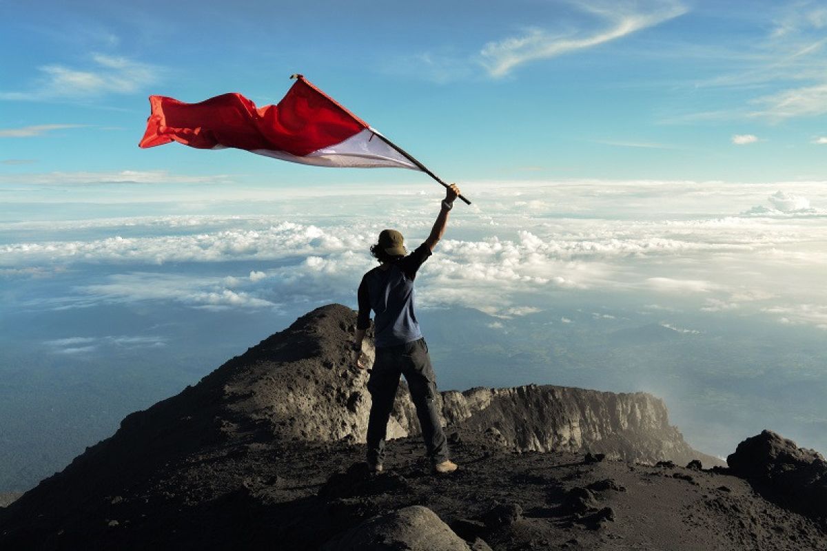 Inilah 12 Gunung Tertinggi di Indonesia: Rekomendasi Untuk Para Pendaki