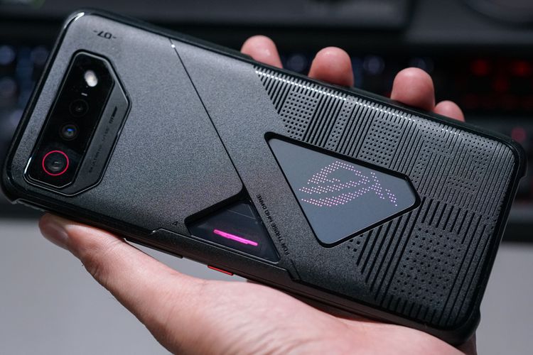 Asus ROG Phone 7 Snapdragon 8 Gen 2, Spesifikasi dan Harga Terbarunya